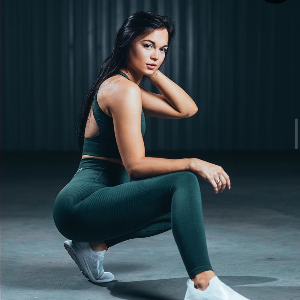 Alphalete Halo leggings in Urban Chic